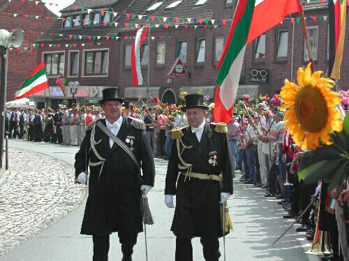 Zum Verkleinern  klicken!