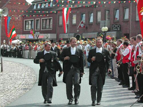 Zum Verkleinern  klicken!