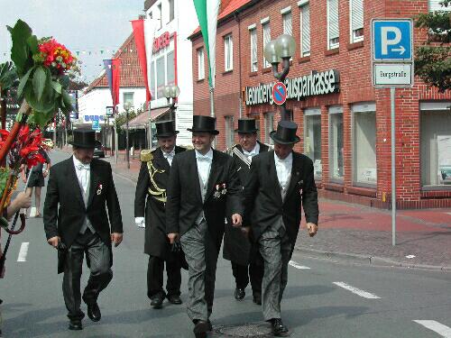 Zum Verkleinern  klicken!