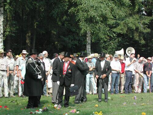 Zum Verkleinern  klicken!
