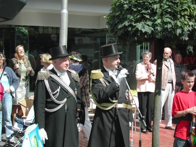 Zum Verkleinern  klicken!