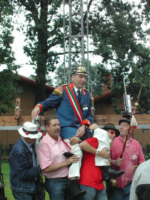 Zum Verkleinern  klicken!