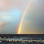 Regenbogen am Meer